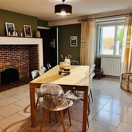 Le Chant Des Roseaux 3*