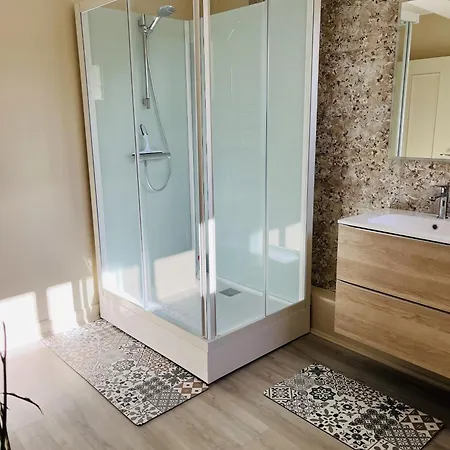 Bed & Breakfast Le Chant Des Roseaux Nantheuil