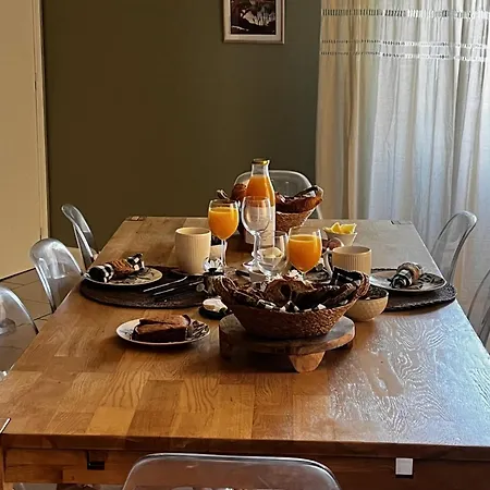 Bed & Breakfast Le Chant Des Roseaux 3*