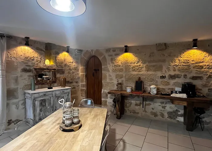 Alojamento de Acomodação e Pequeno-almoço Le Chant Des Roseaux 3*