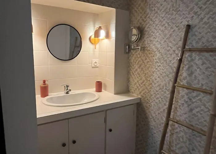 Alojamento de Acomodação e Pequeno-almoço Le Chant Des Roseaux